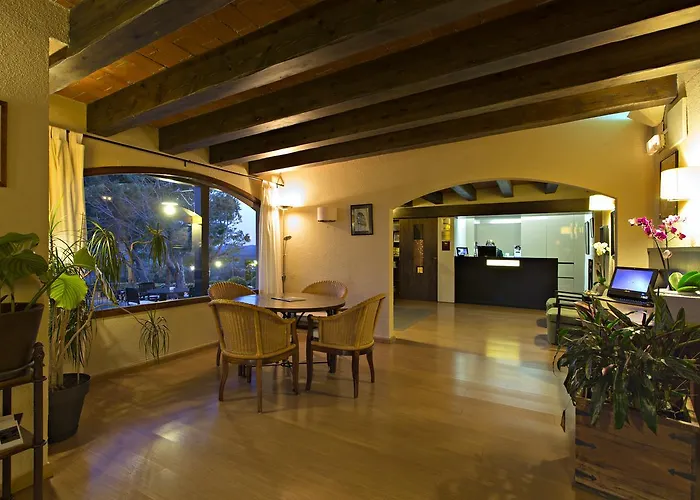 فندق Xiquet 4*